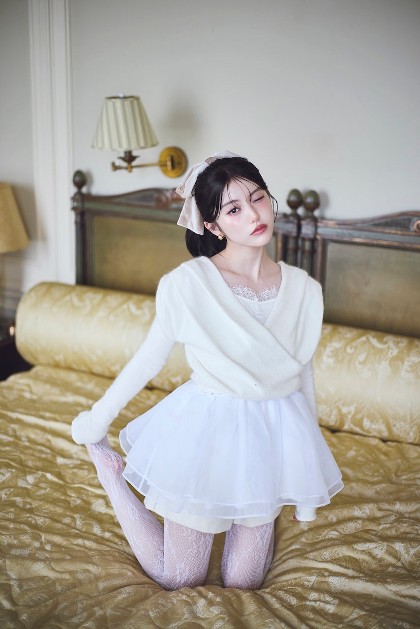 モデル身長：157cm 【トップス】カラー：white × white 【ボトムス】カラー：off white サイズ：MM