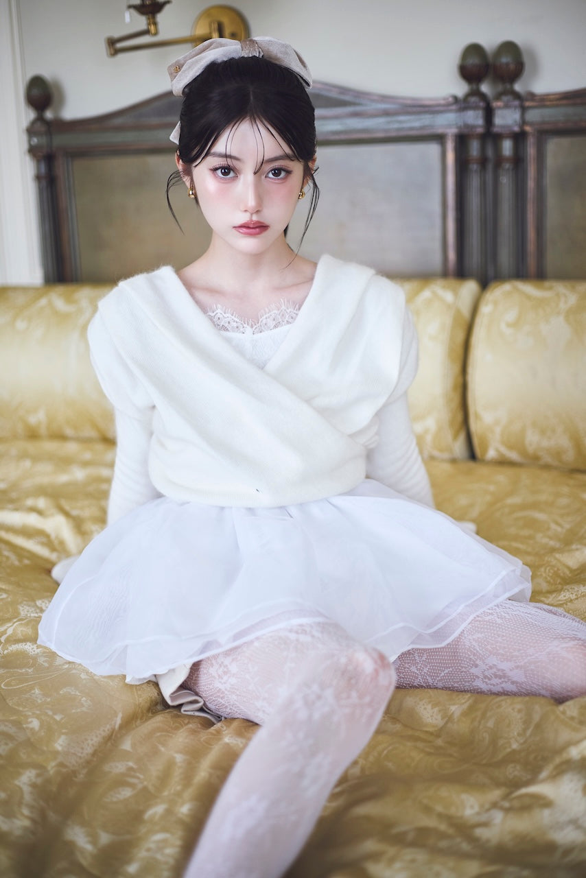 モデル身長：157cm 【トップス】カラー：white × white 【ボトムス】カラー：off white サイズ：MM