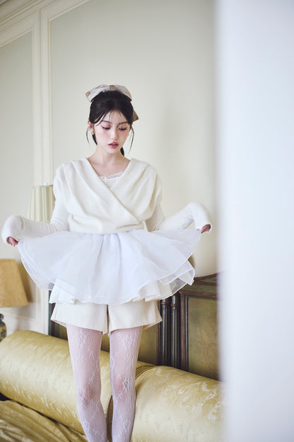 モデル身長：157cm 【トップス】カラー：white × white 【ボトムス】カラー：off white サイズ：MM