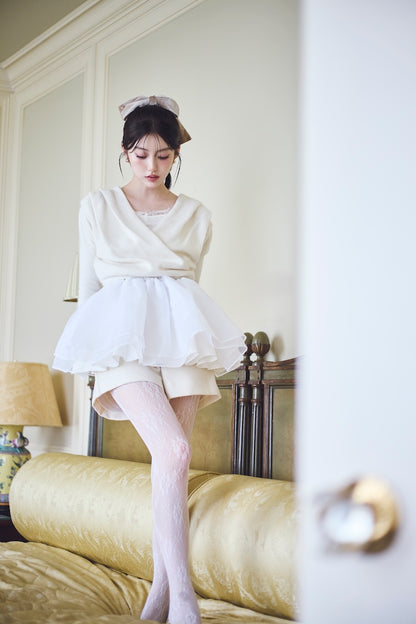 モデル身長：157cm 【トップス】カラー：white × white 【ボトムス】カラー：off white サイズ：MM