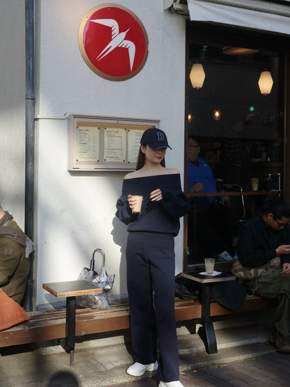 モデル身長：167cm サイズ：レディースM カラー：navy