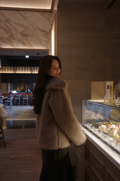 モデル身長：167cm カラー：mocha