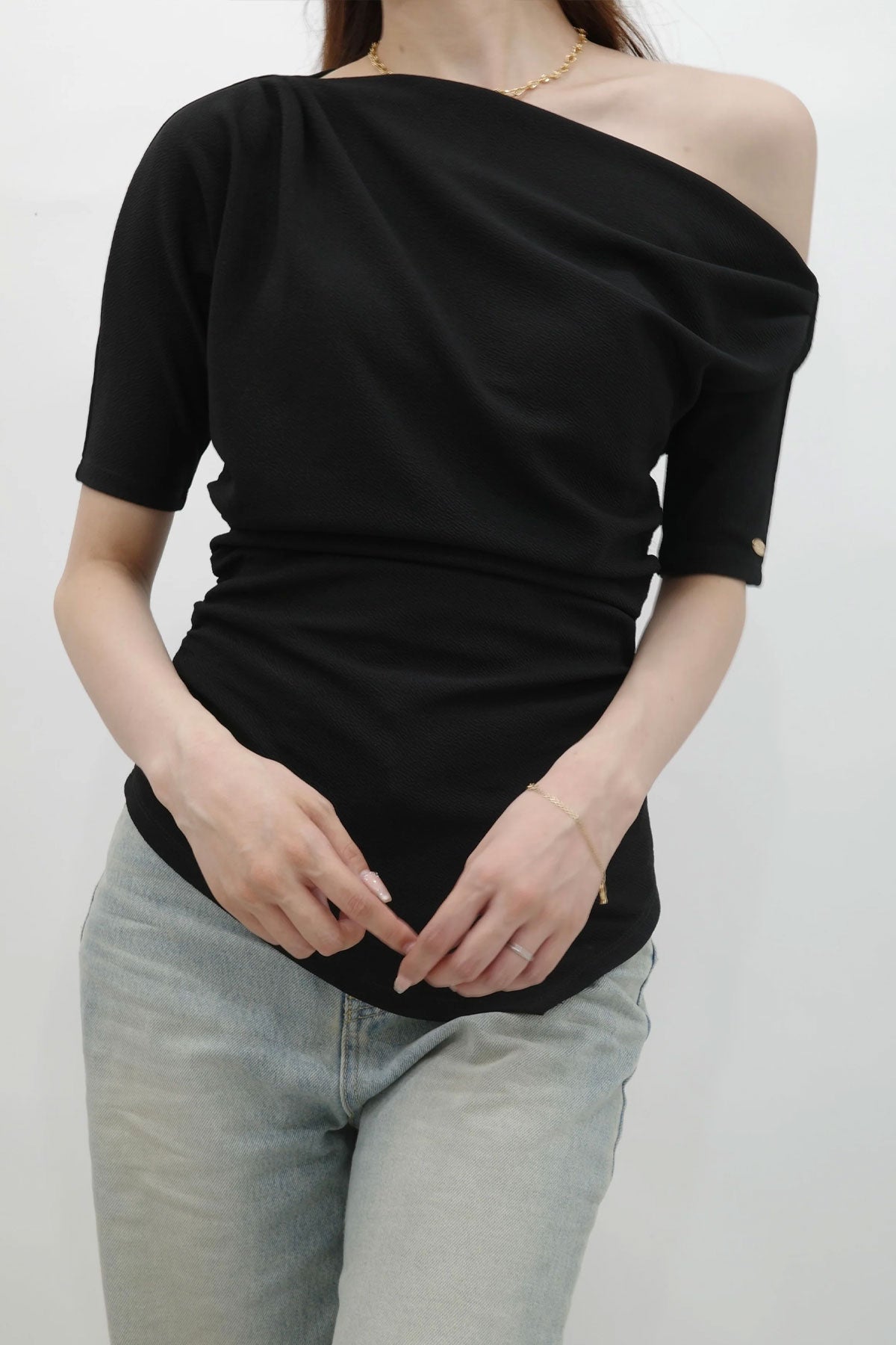 アシンメトリードレープトップス – poláura OFFICIAL ONLINE STORE