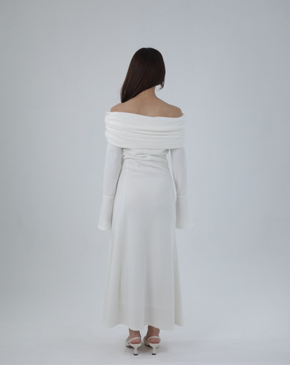 モデル身長：155cm　サイズ：S　カラー：white