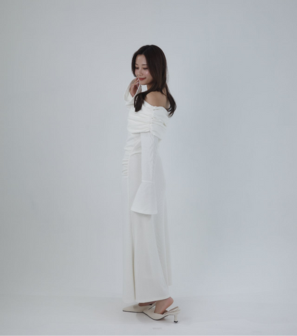 モデル身長：155cm　サイズ：S　カラー：white