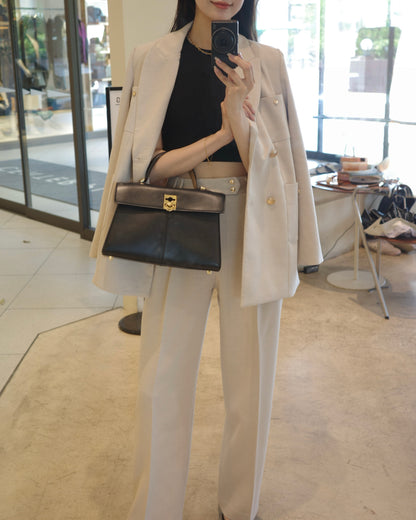 モデル身長：171cm サイズ：FREE カラー：ivory