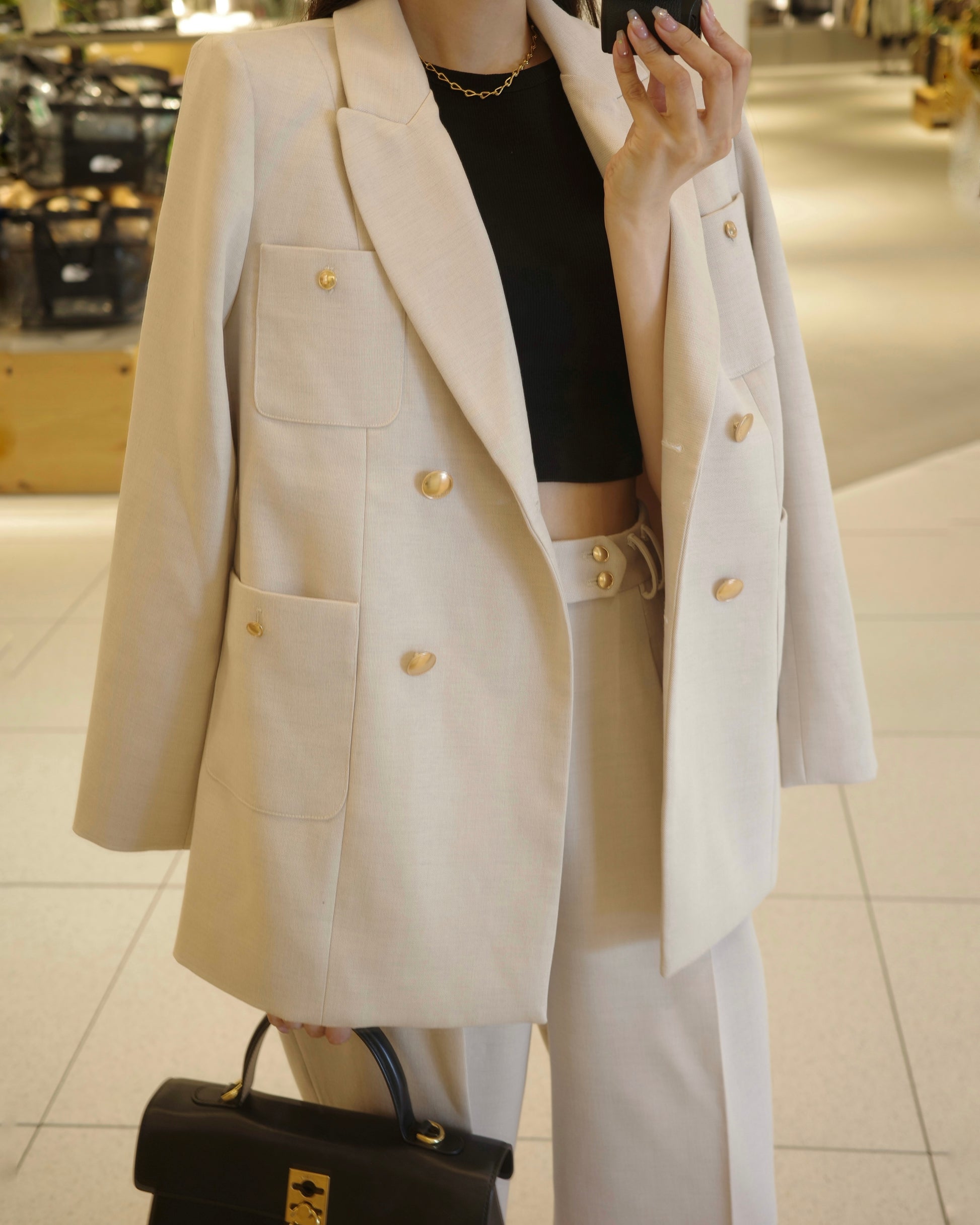 モデル身長：171cm サイズ：FREE カラー：ivory