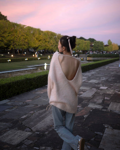 バックオープンシャギーニットトップス