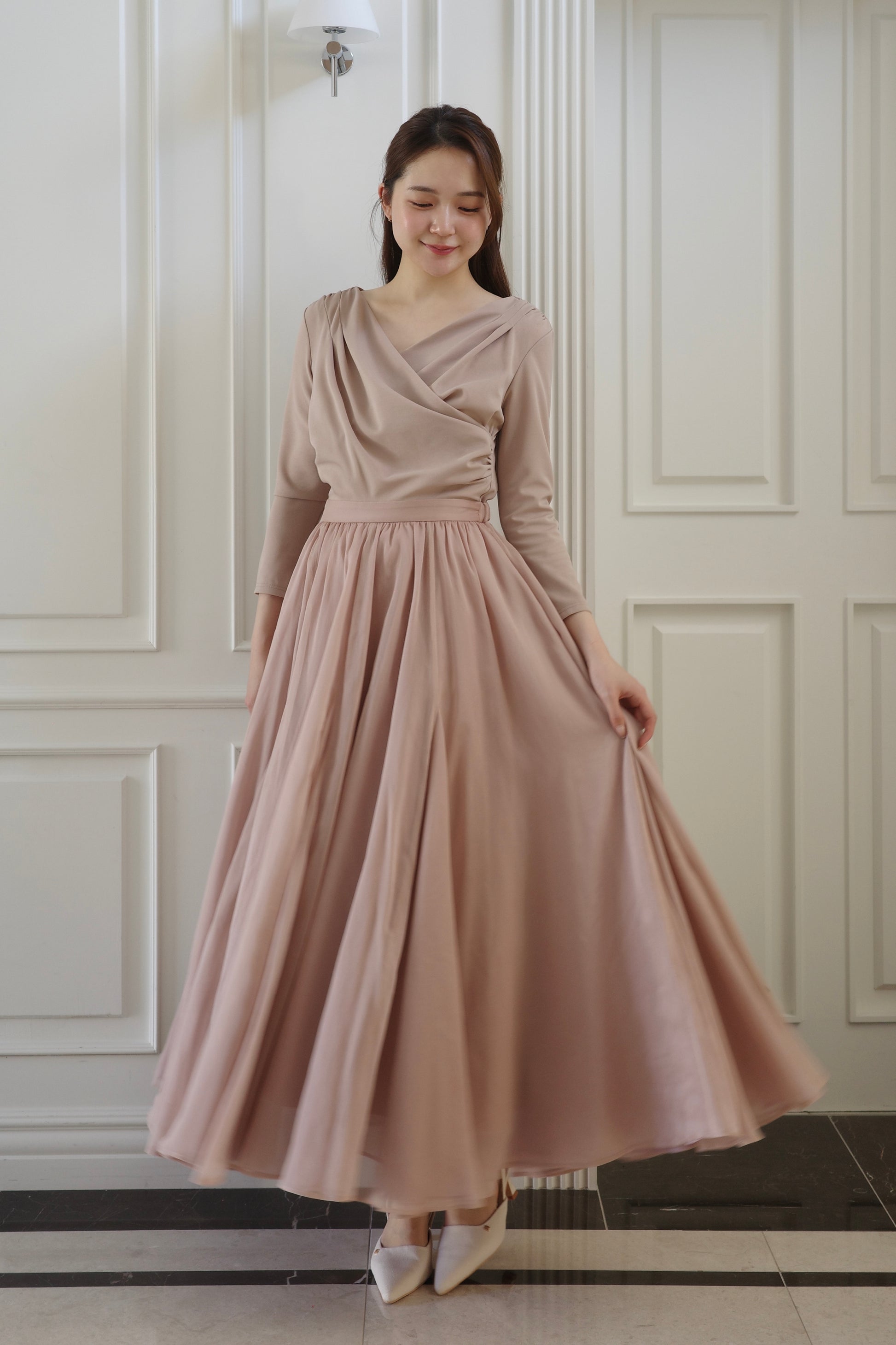 モデル身長：167cm　カラー：pink beige　サイズ：M