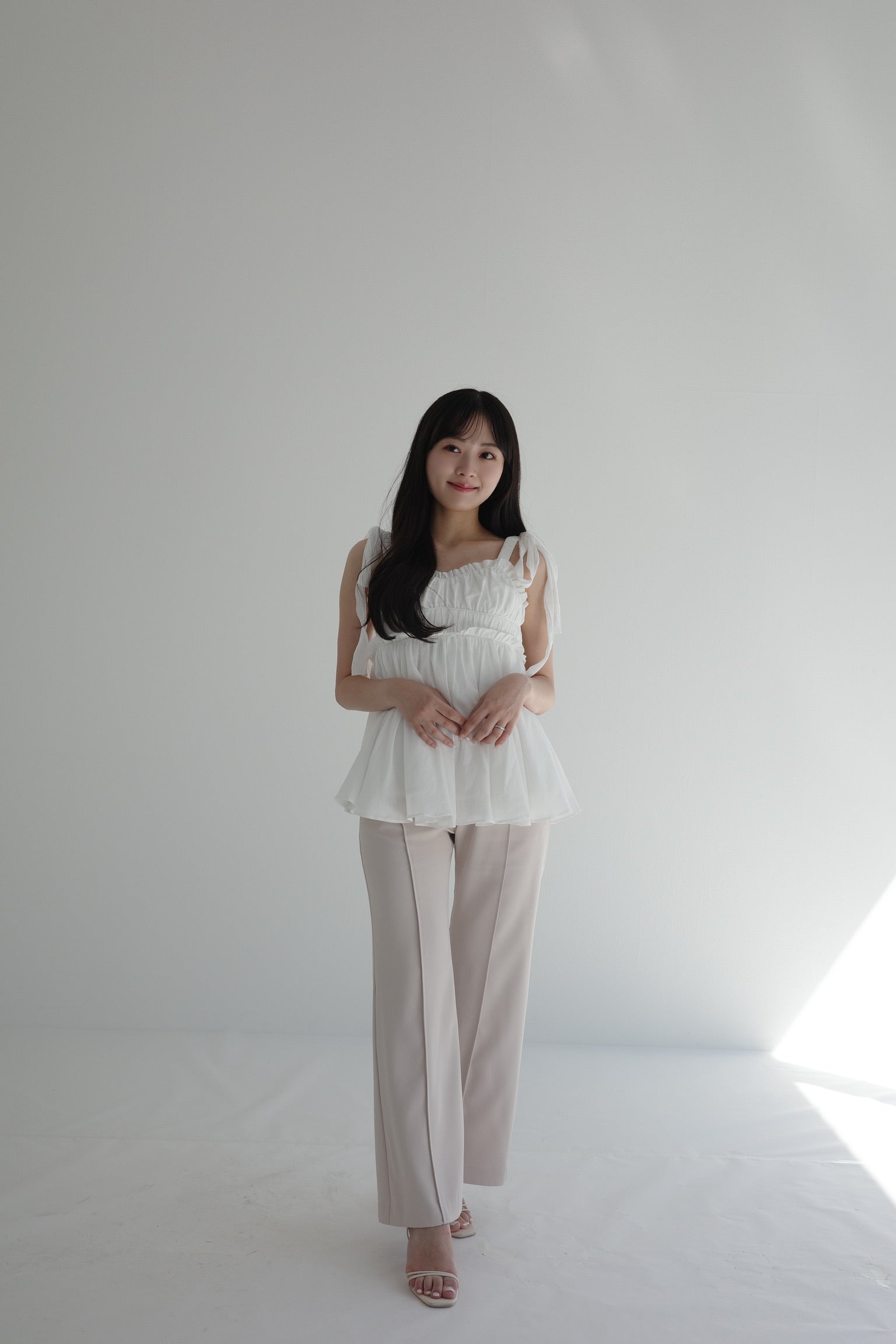 着用モデル：156cm 【トップス】カラー：white 【ボトムス】カラー：pale pink サイズ：SS