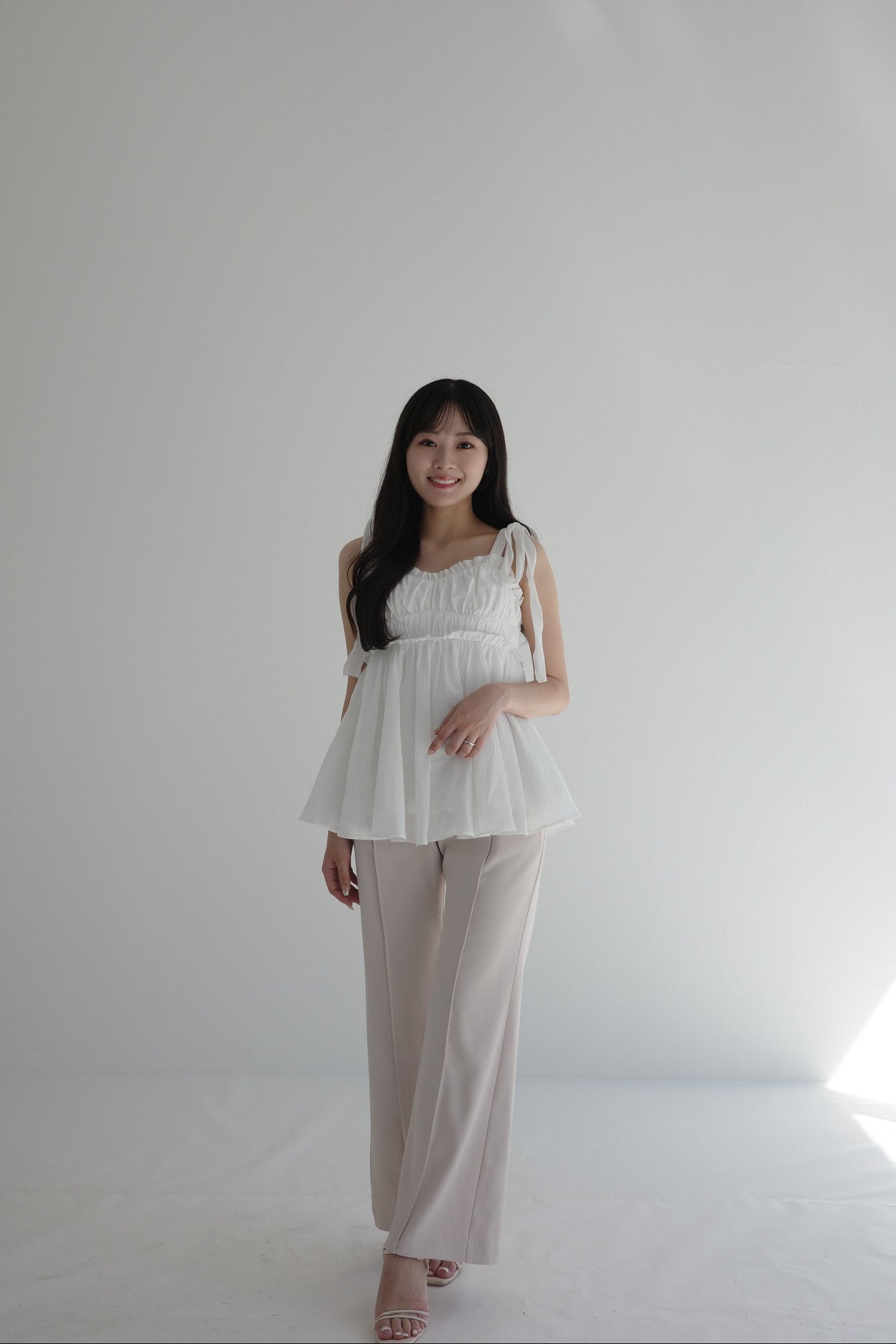 着用モデル：156cm 【トップス】カラー：white 【ボトムス】カラー：pale pink サイズ：SS