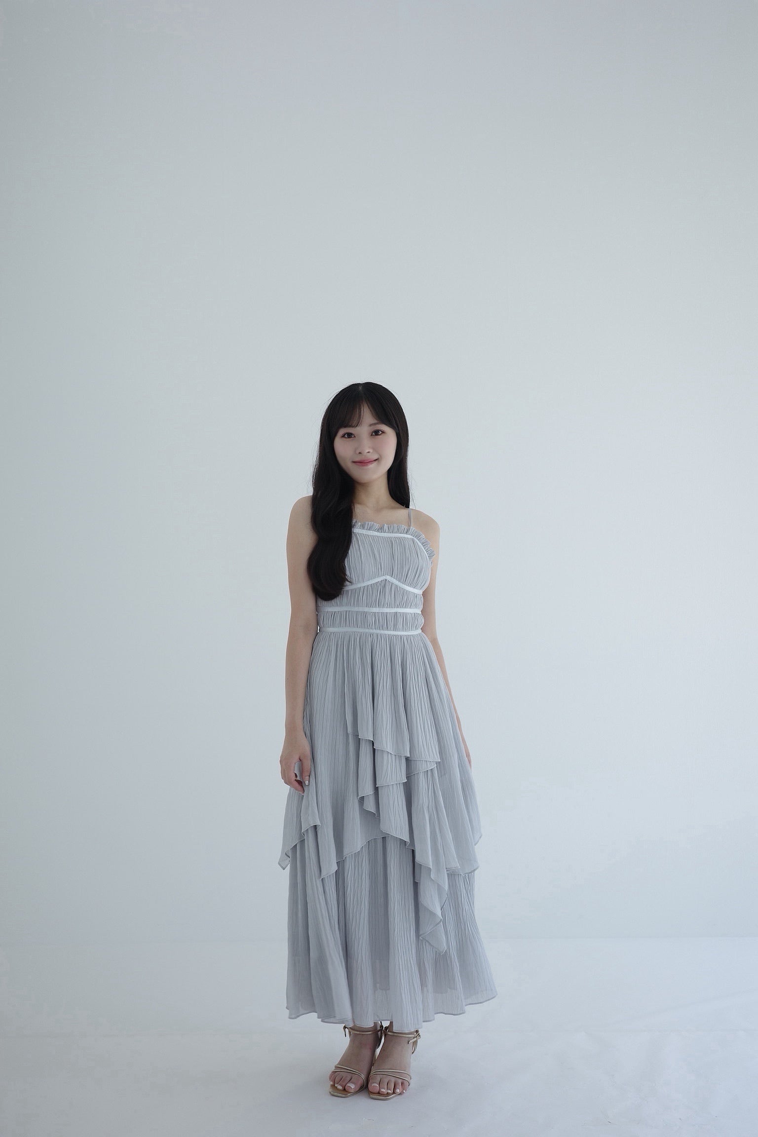 クリスタルプリーツティアードワンピース – poláura OFFICIAL ONLINE STORE