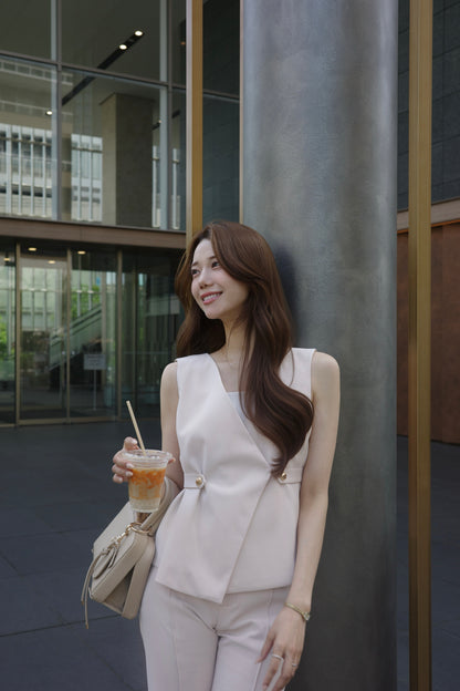着用モデル：171cm【トップス】カラー：pale pink 【ボトムス】カラー：pale pink サイズ：MM【バッグ】カラー：beige