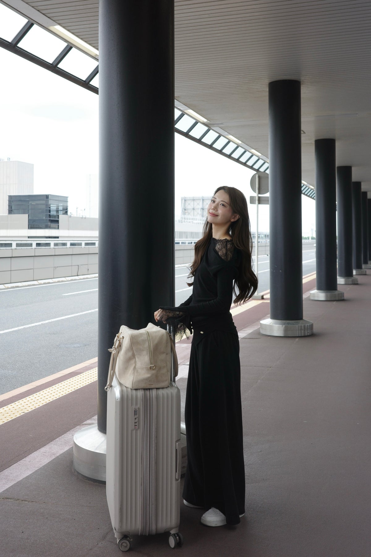 着用モデル：171cm カラー：black