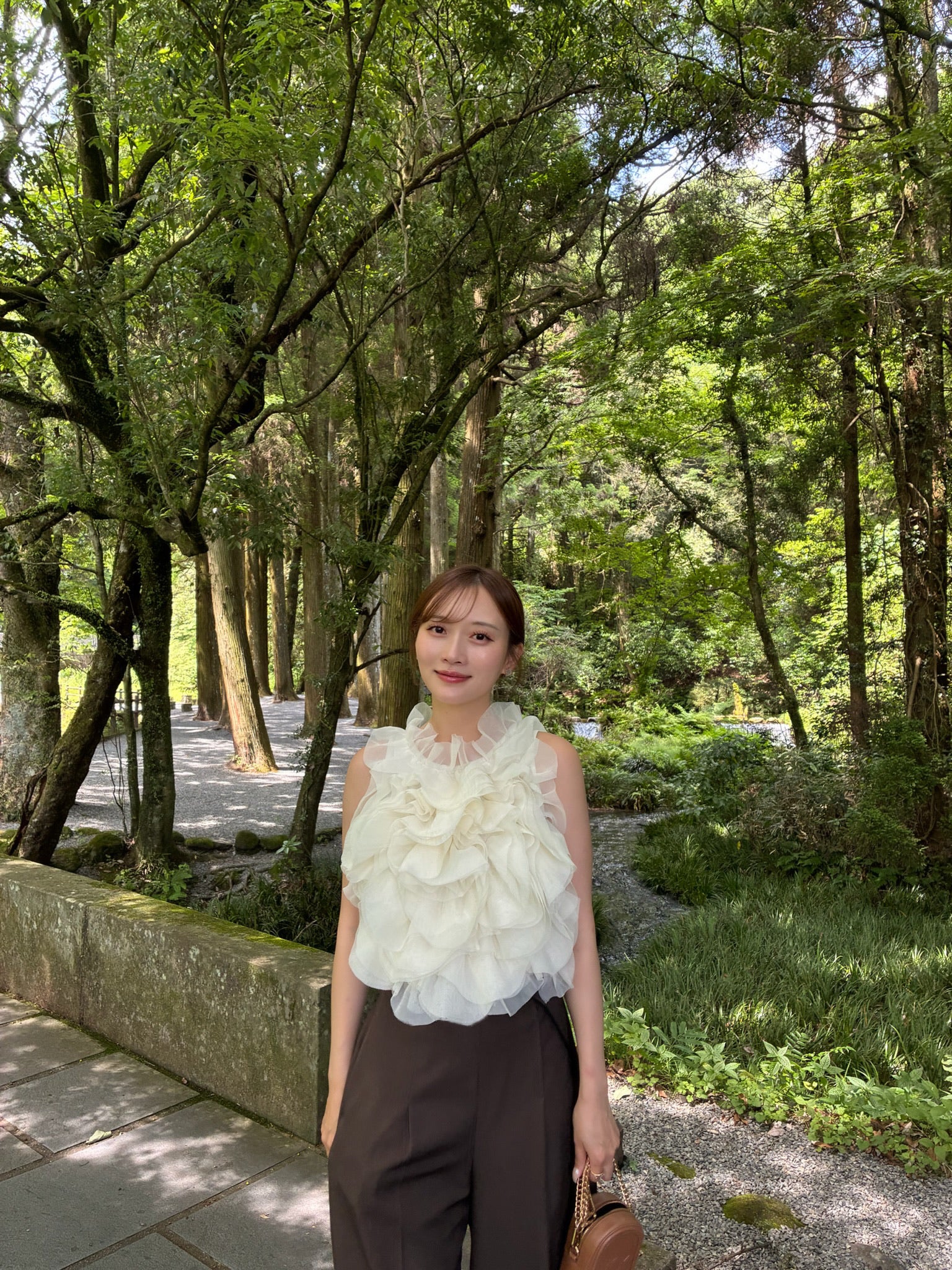 着用モデル：166cm カラー：off white