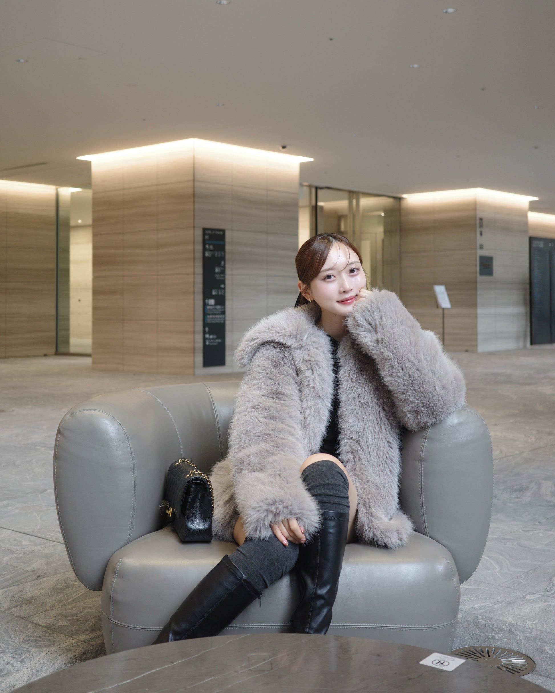 モデル身長：166cm カラー：grey