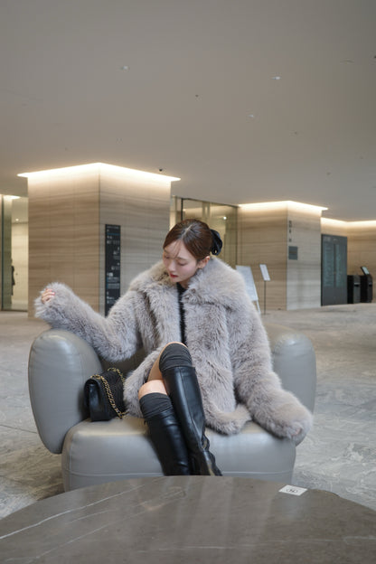 モデル身長：166cm カラー：grey