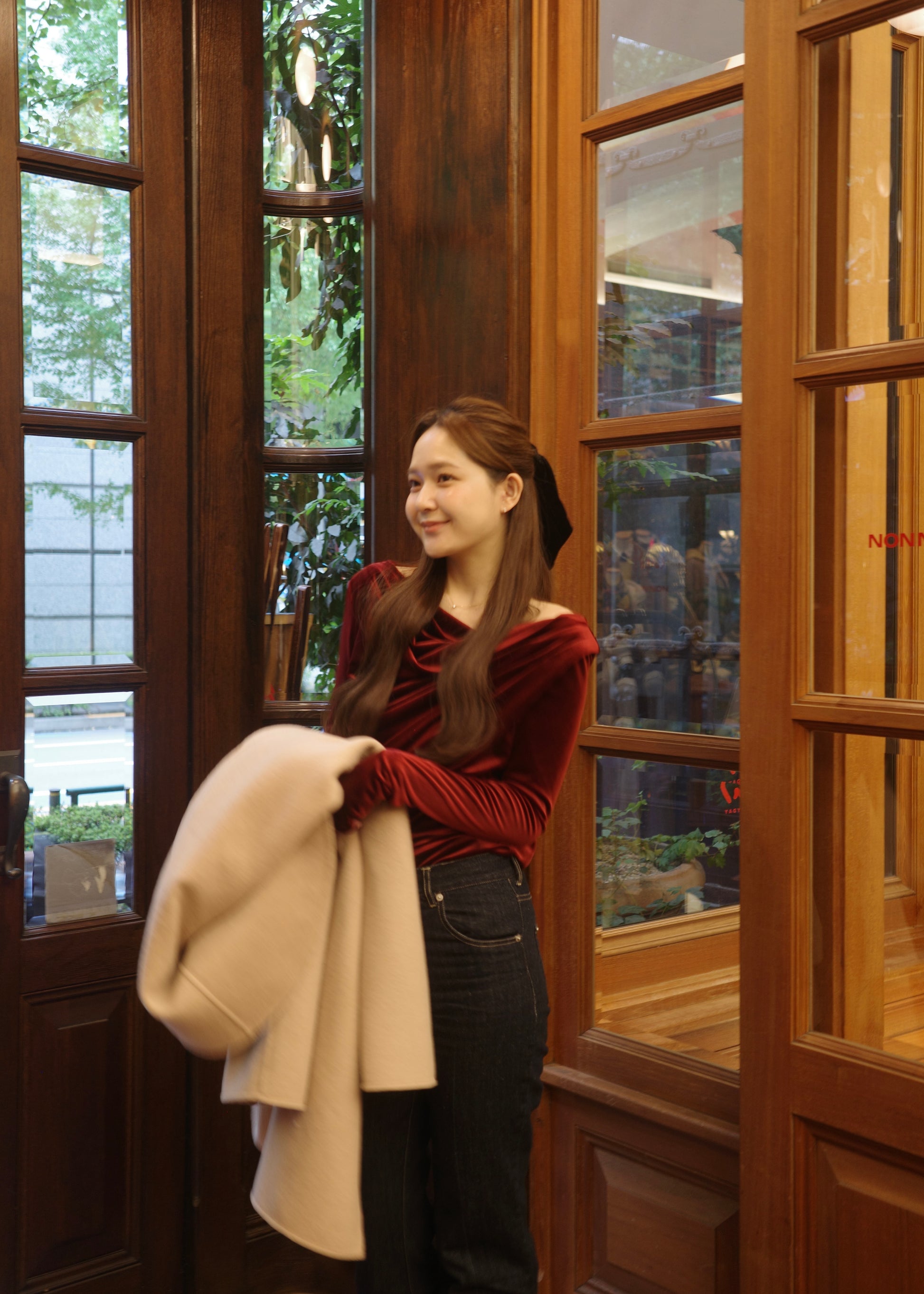 モデル身長：167cm カラー：red