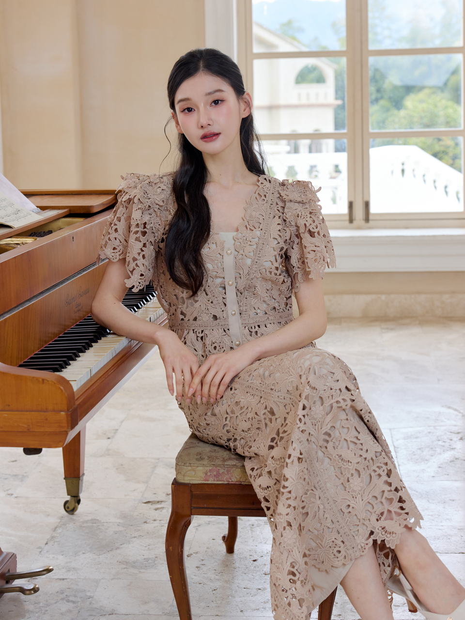 着用モデル：166cm カラー：beige