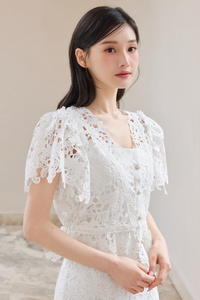 white / free