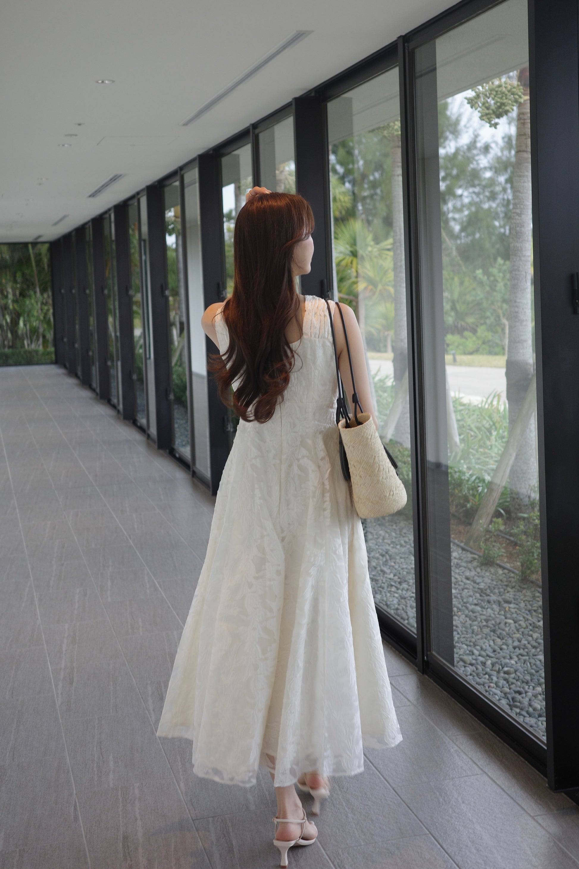 モデル身長：171cm カラー：off white サイズ：MM