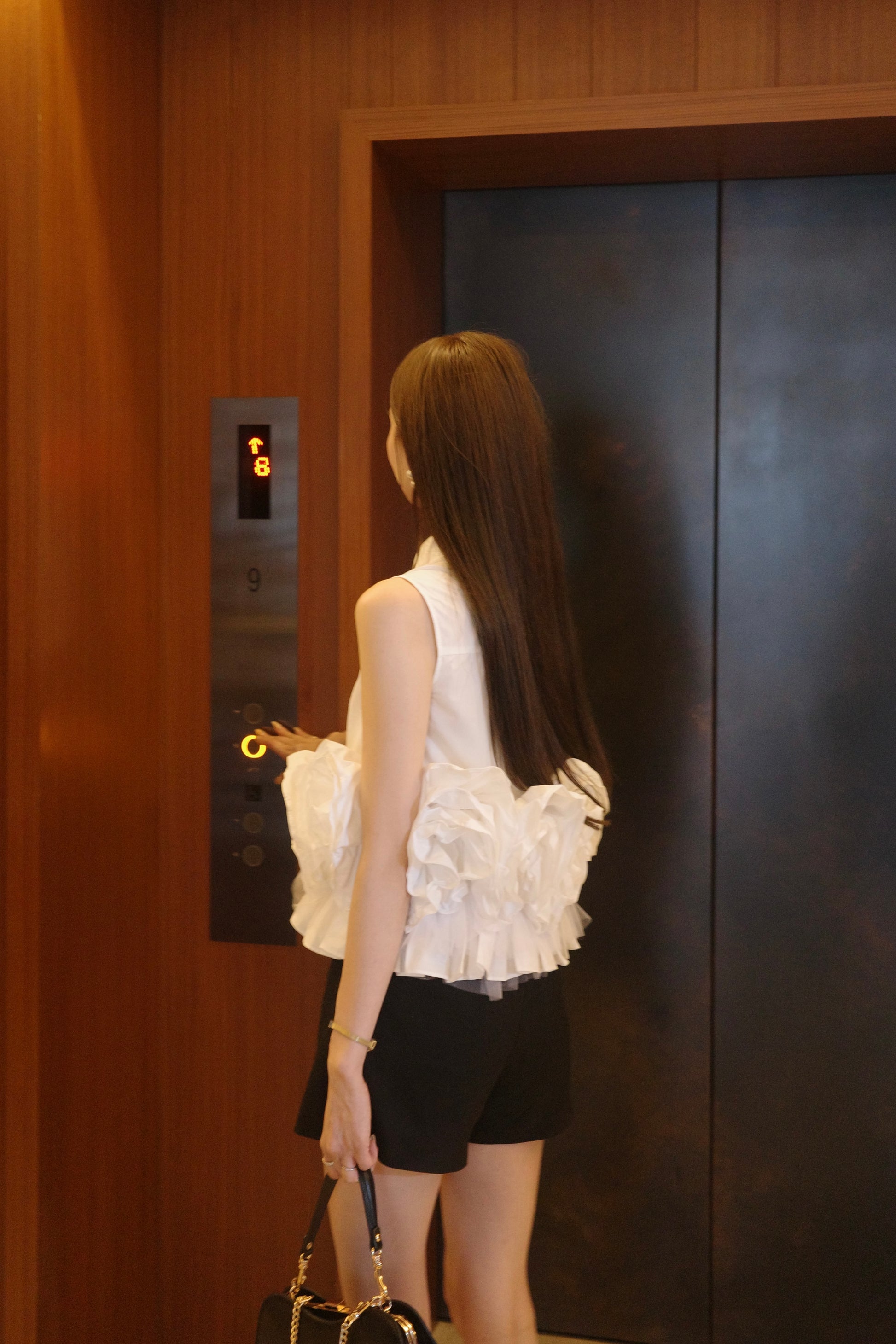着用モデル：171cm カラー：white
