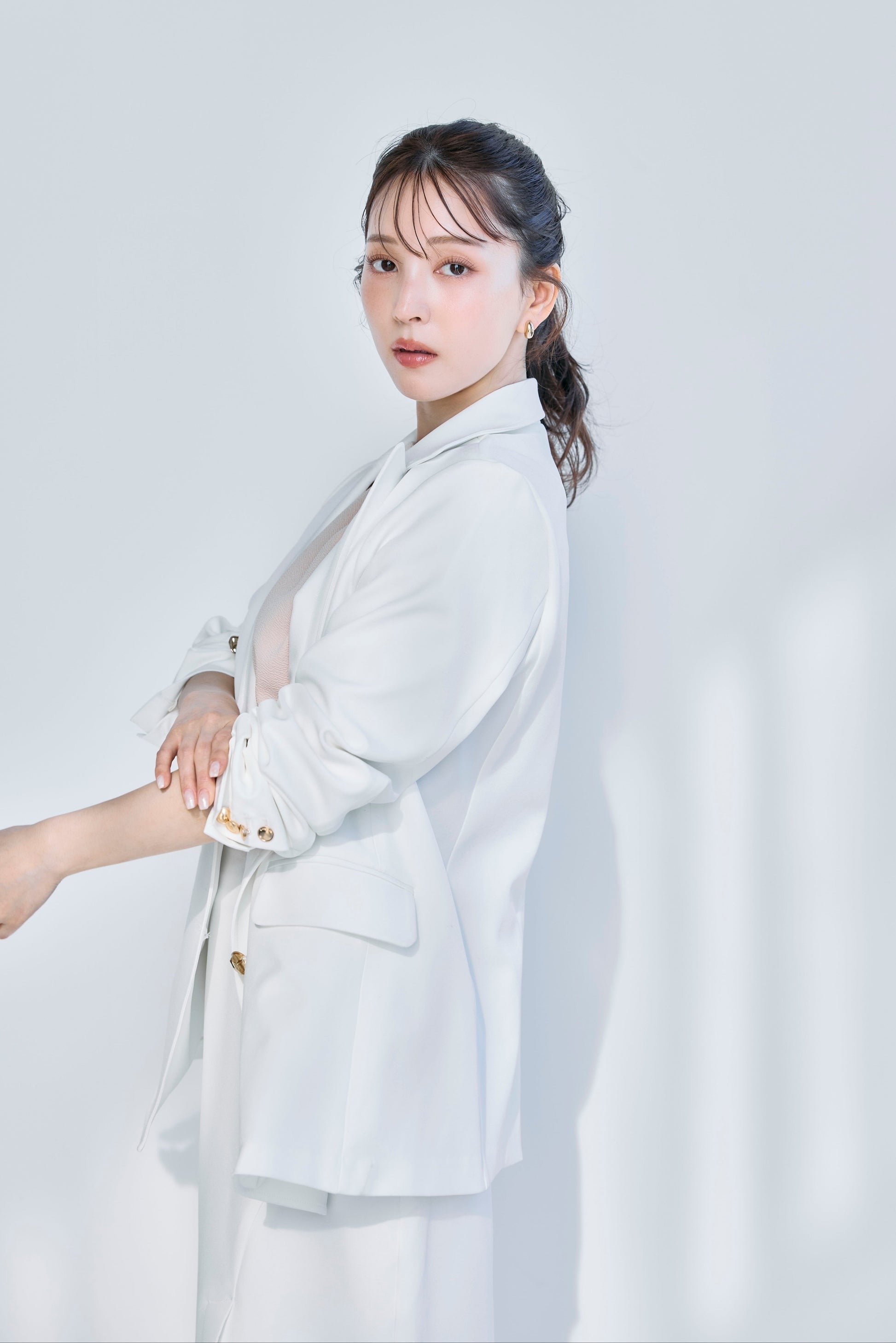 モデル身長：160cm　サイズ：M　カラー：white