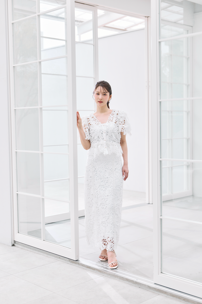 着用モデル：160cm サイズ：ボトムスMM カラー：white