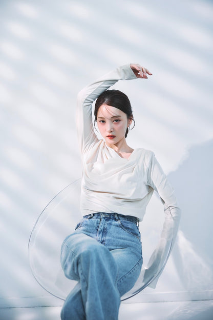 グロッシーベロアドレープトップス