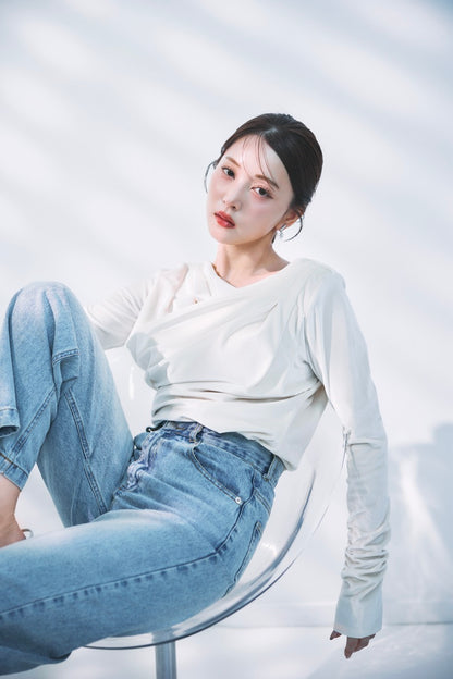 グロッシーベロアドレープトップス