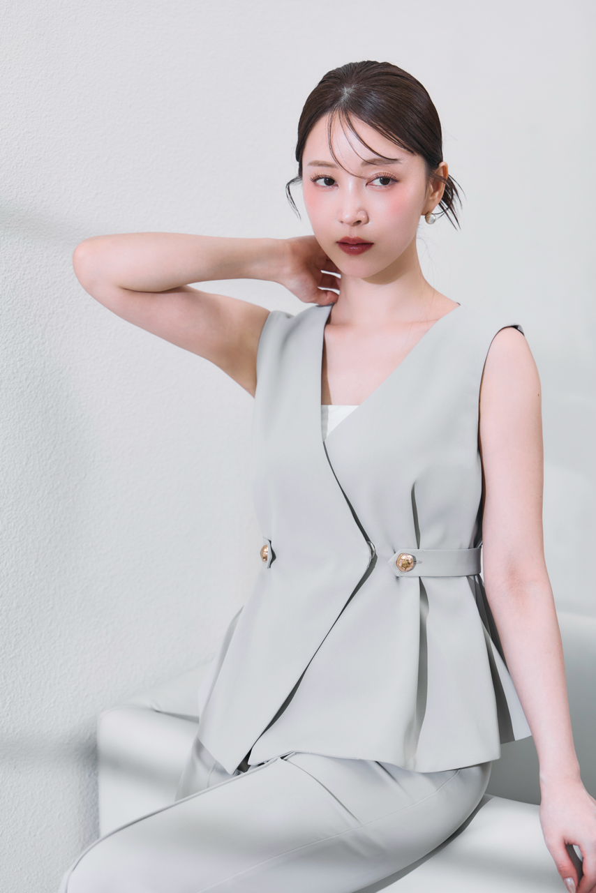 着用モデル：160cm 【トップス】カラー：grey 【ボトムス】カラー：grey サイズ：MM